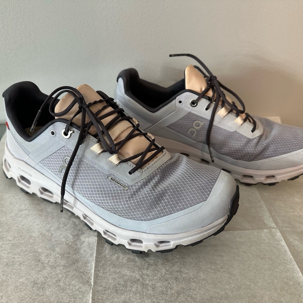On Cloudvista Waterproof Trail Shoe - Picture 5 of 10